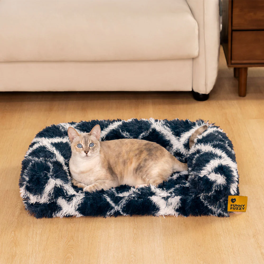 Classic Plaid Orthopedic Bolster Cat Sofa Bed - Cozy Comfort - Holidayae