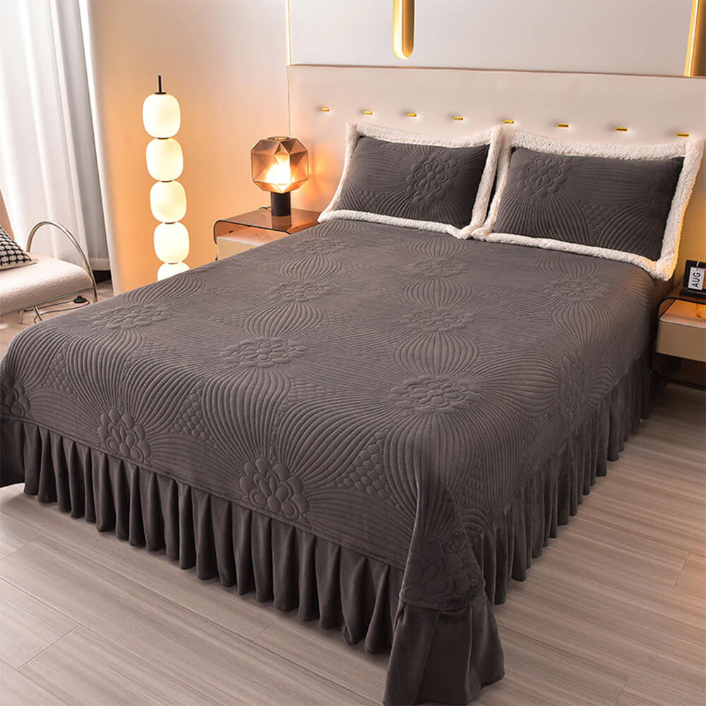 Floral Quilted Cozy Thickened Milk Fleece Bed Skirt Set - Holidayae